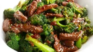 Beef and broccoli stir-fry made with tender slices of beef, crisp broccoli florets, and a glossy savory sauce.